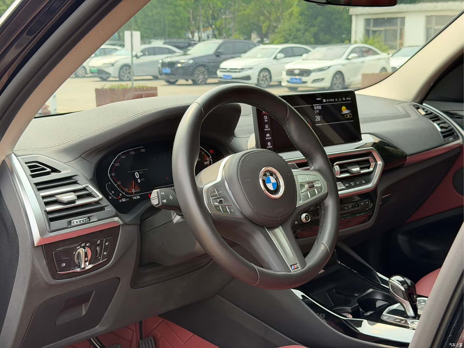 BMW X3, 2024 все фото