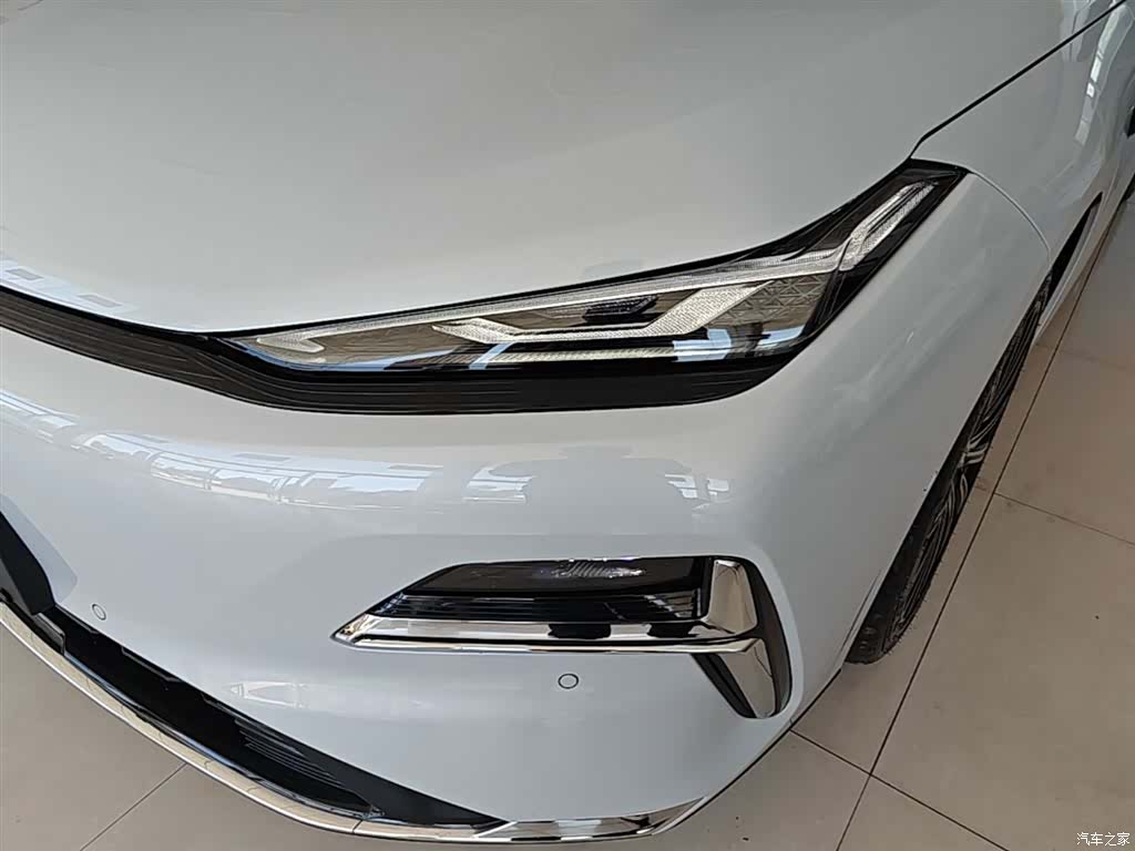 Geely 8, 2026 24