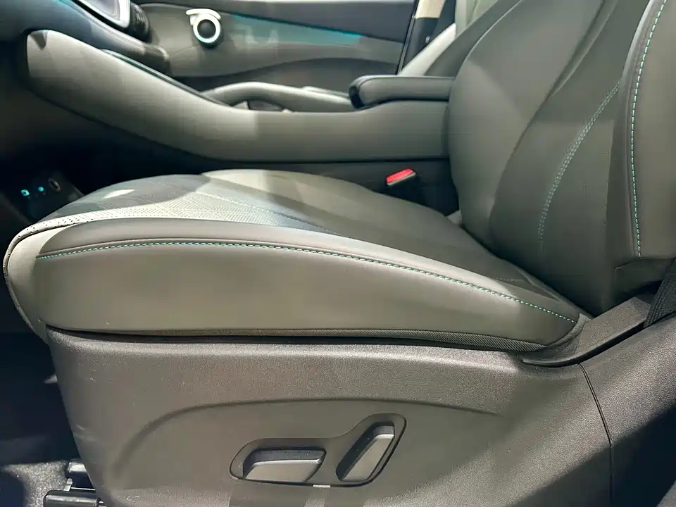 BYD Yuan PLUS
