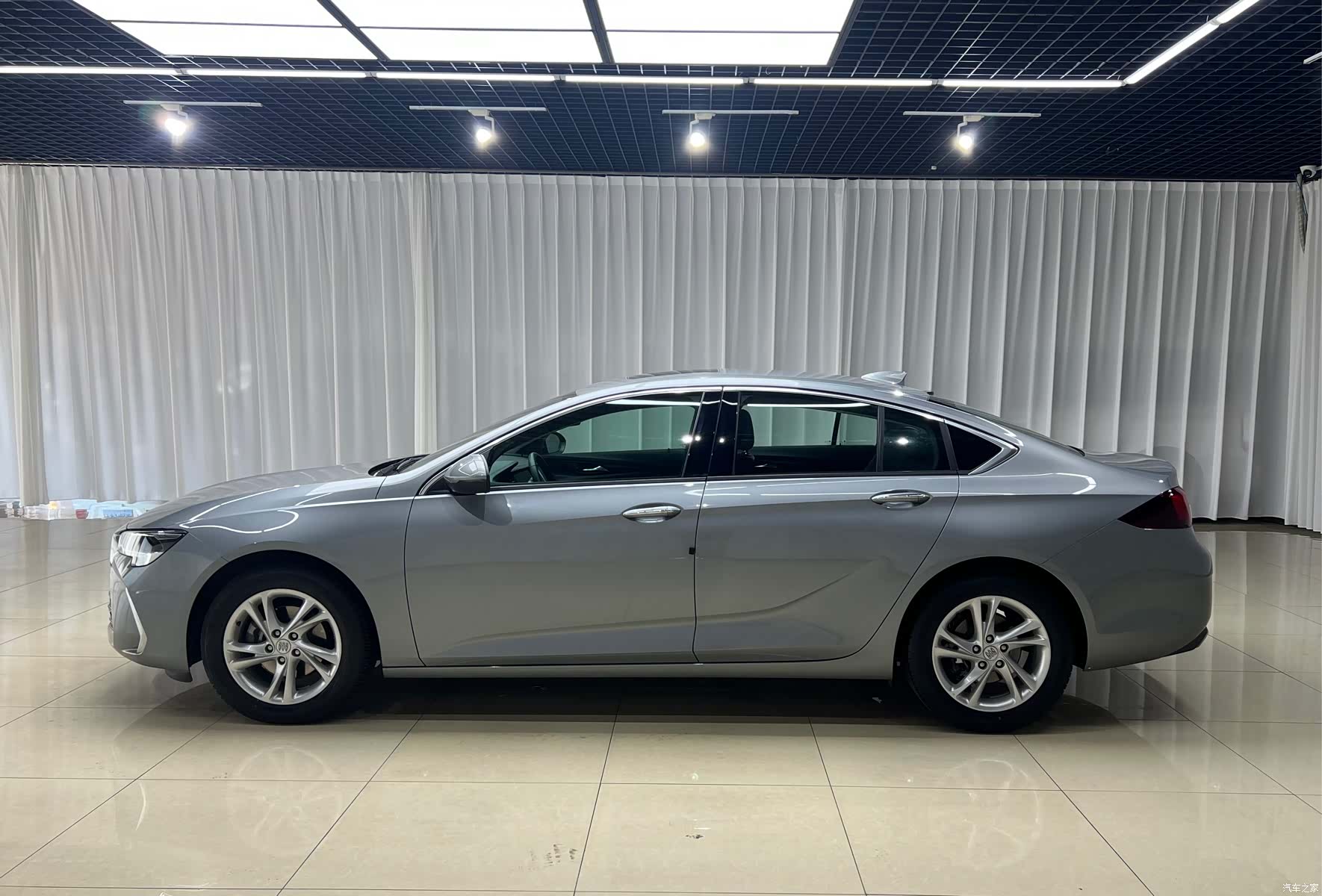 Buick Regal, 2023 3