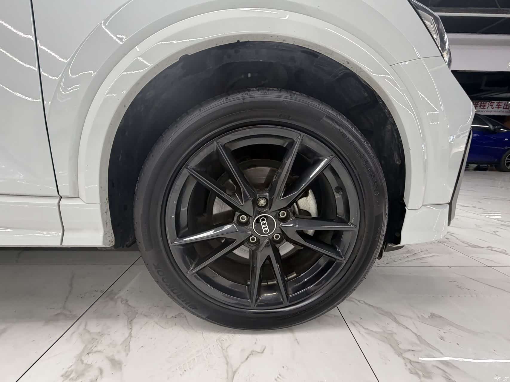 Audi Q2L, 2023 21