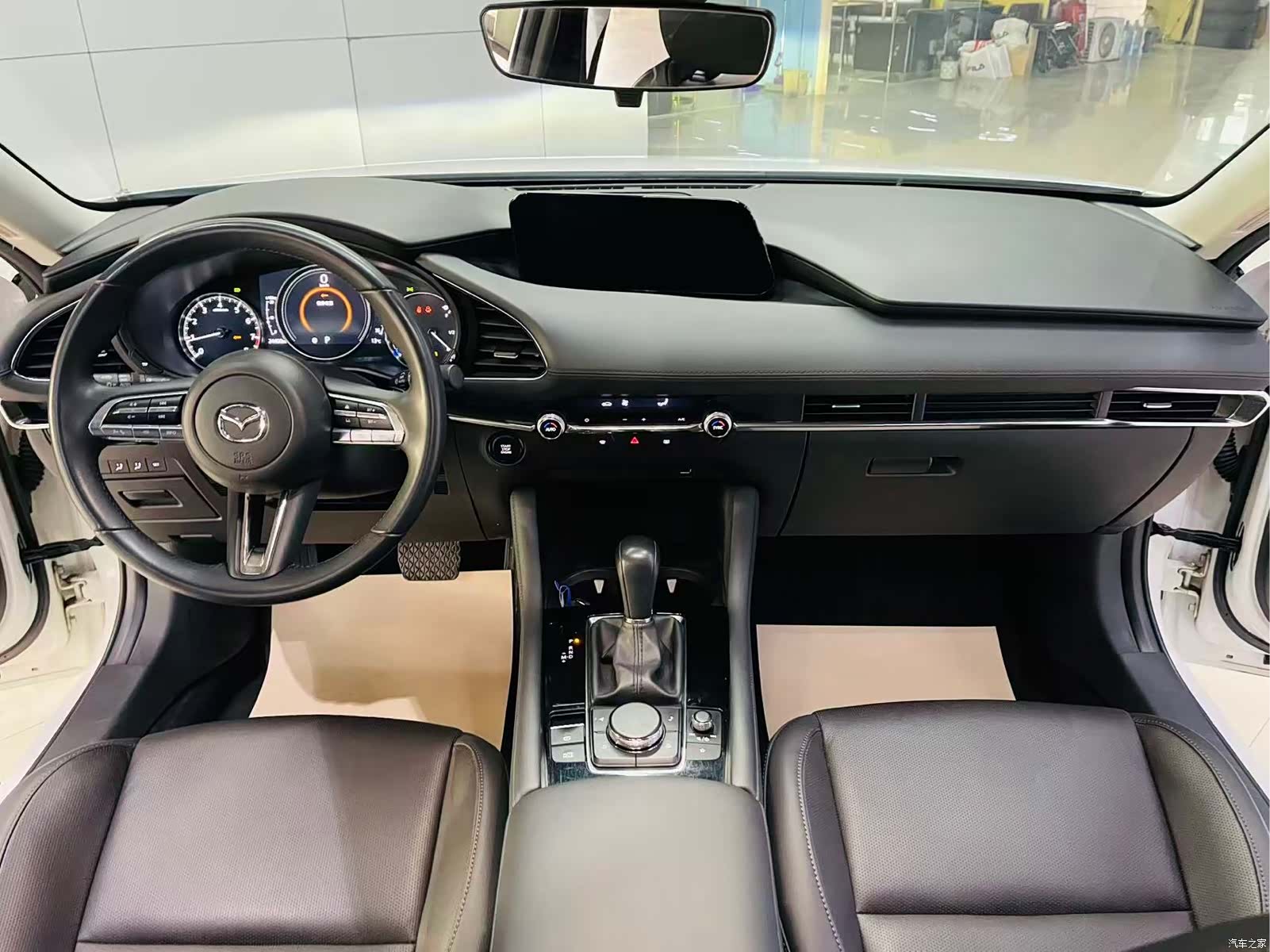 Mazda Mazda3, 2024 9