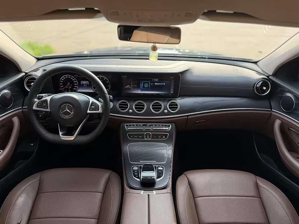Mercedes-Benz E-class Mercedes-Benz E-class
