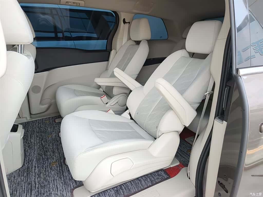 Buick GL8, 2025 17
