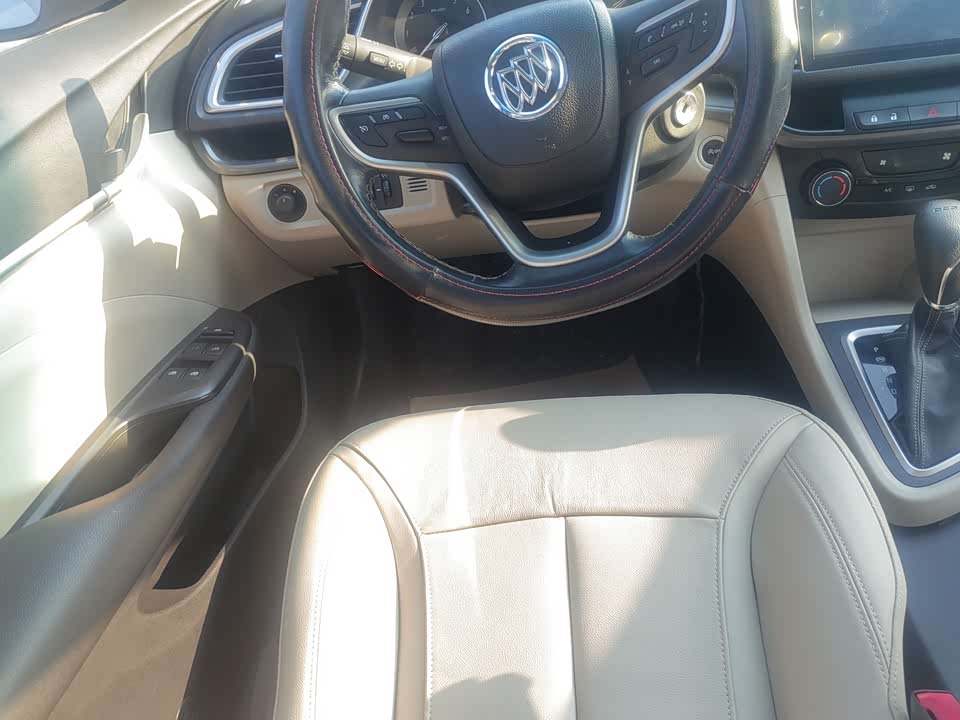 Buick Yinglang Buick Yinglang