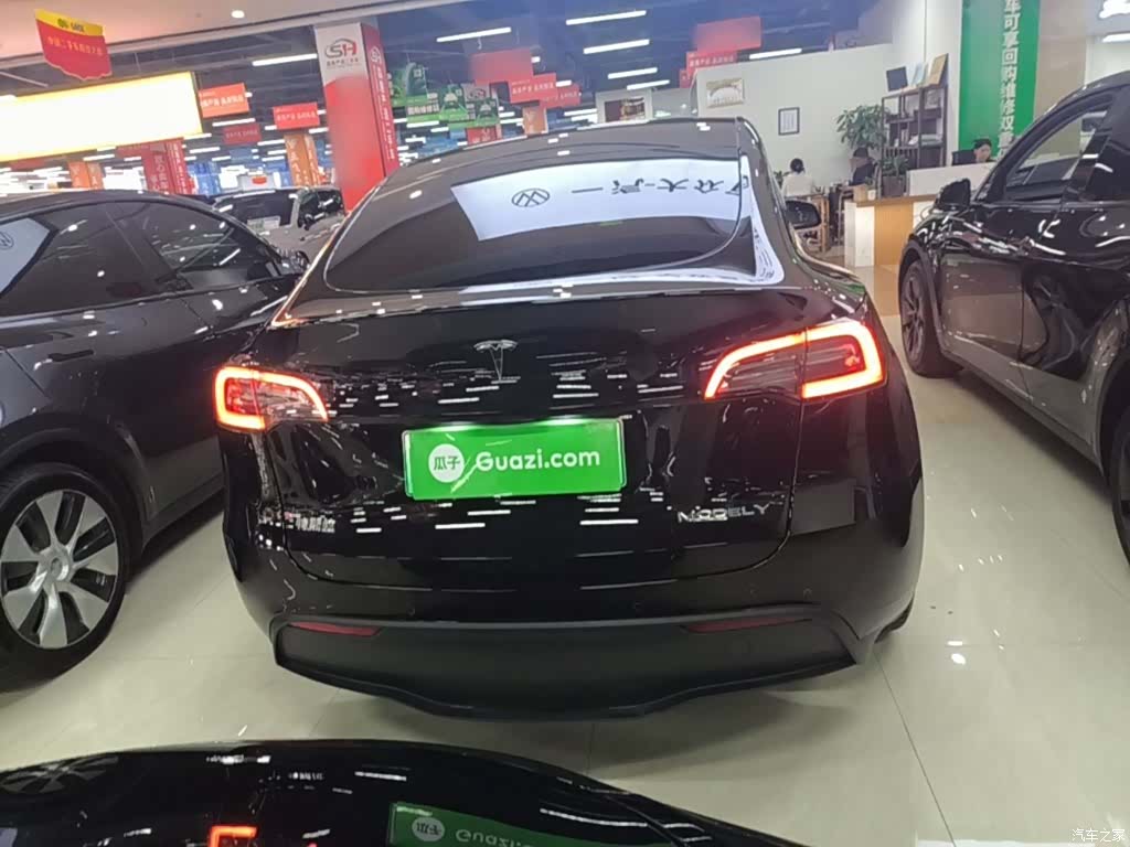 Tesla Model Y, 2022 6