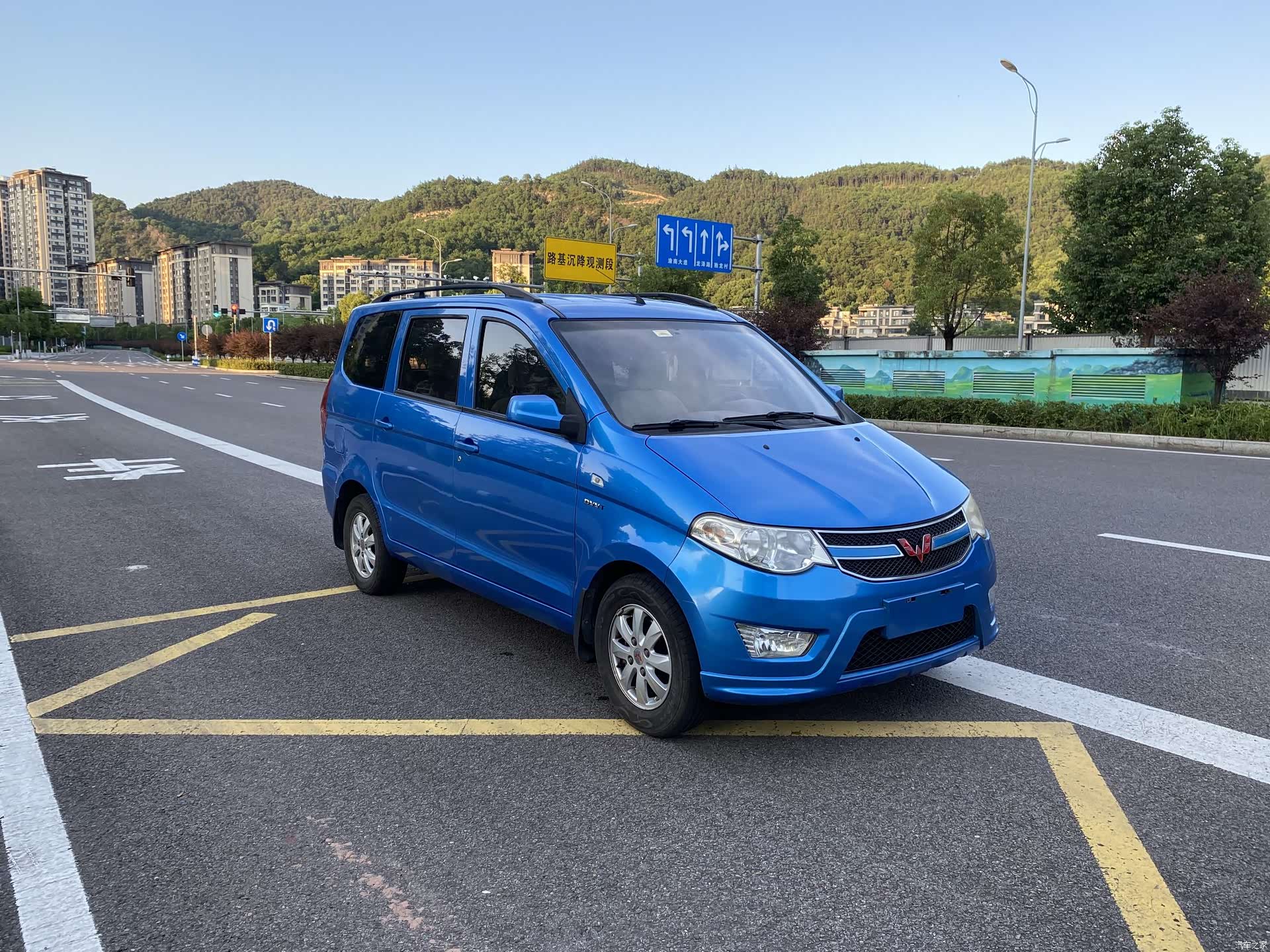 Wuling Hongguang, 2014 6