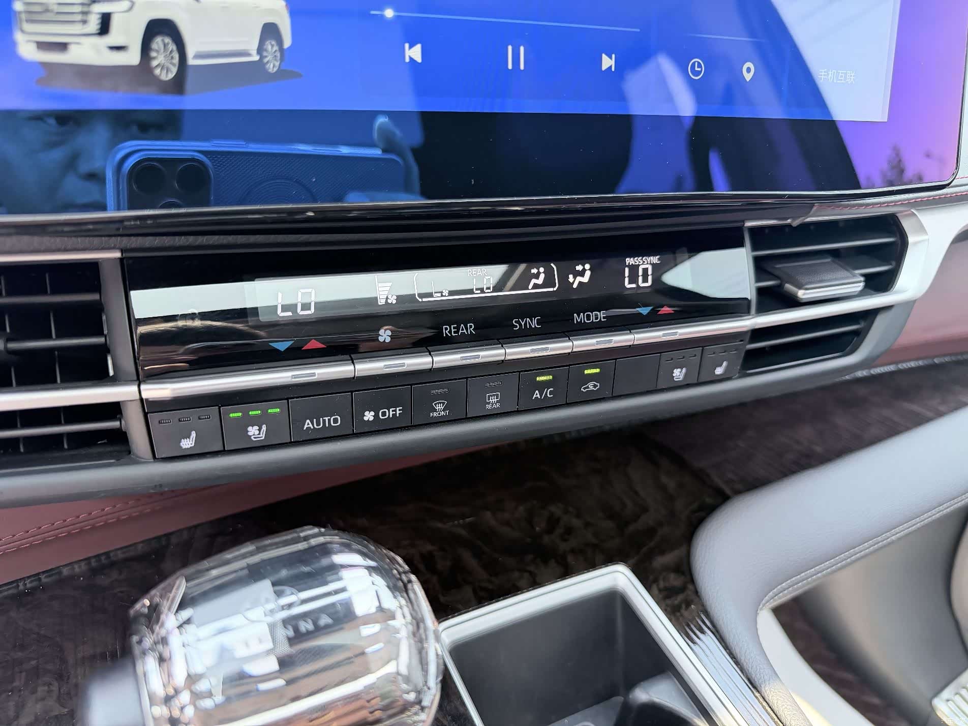 Toyota Sienna, 2022 6
