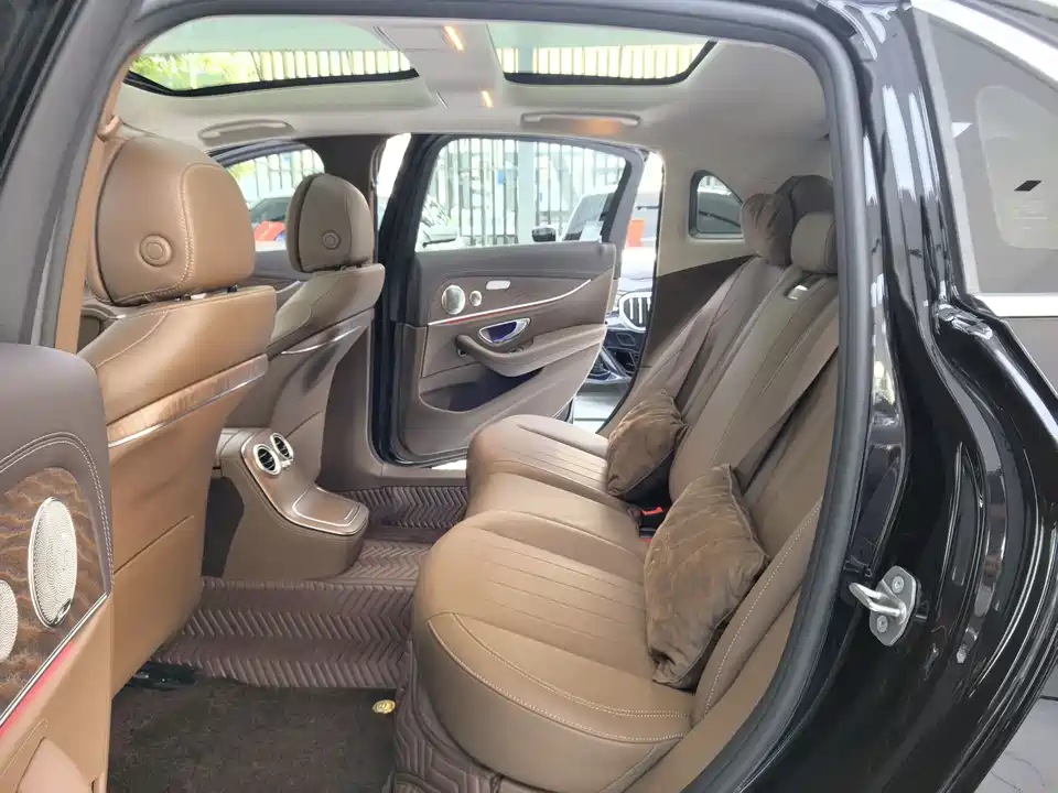 Mercedes-Benz E-class Mercedes-Benz E-class