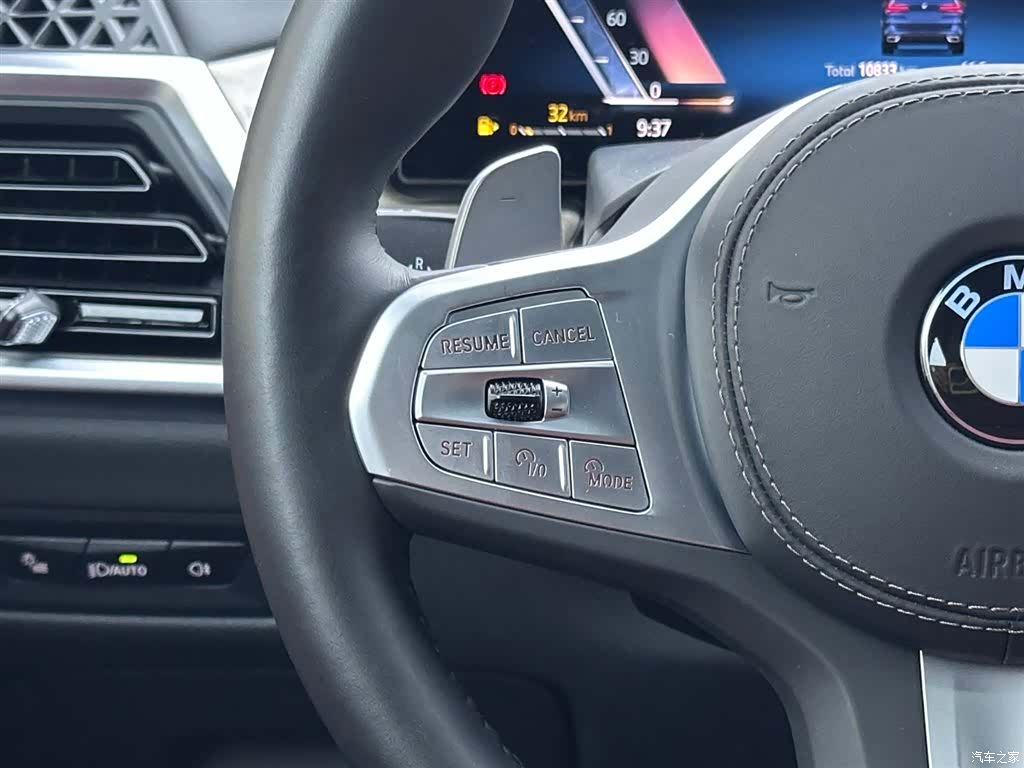BMW X5, 2025 15