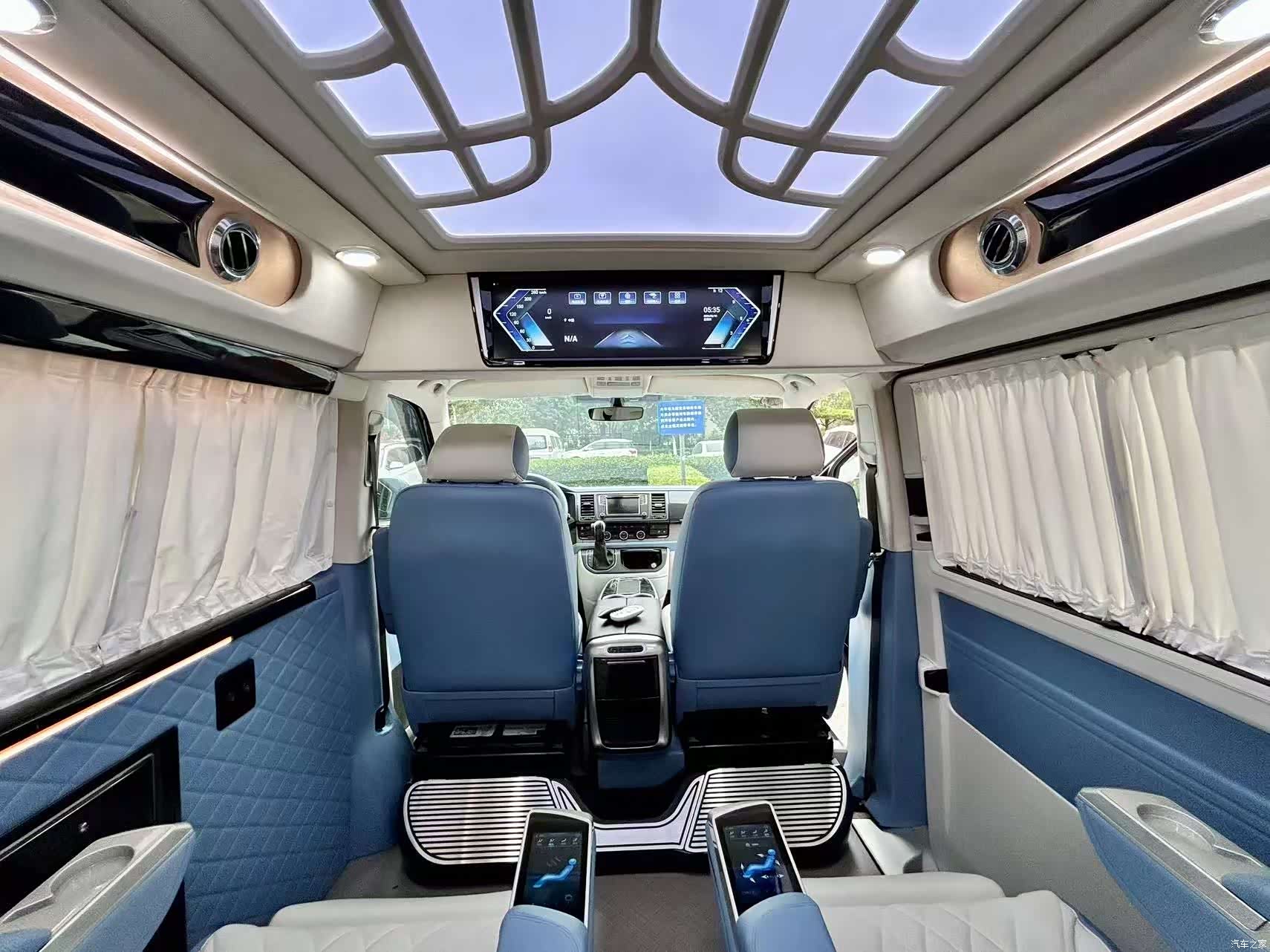 Volkswagen 7, 2017 12
