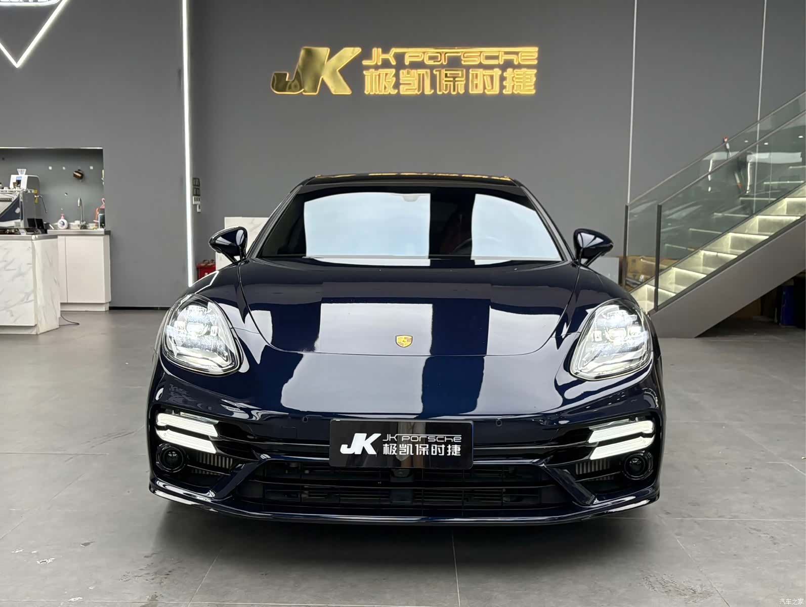 Porsche Panamera, 2018 2