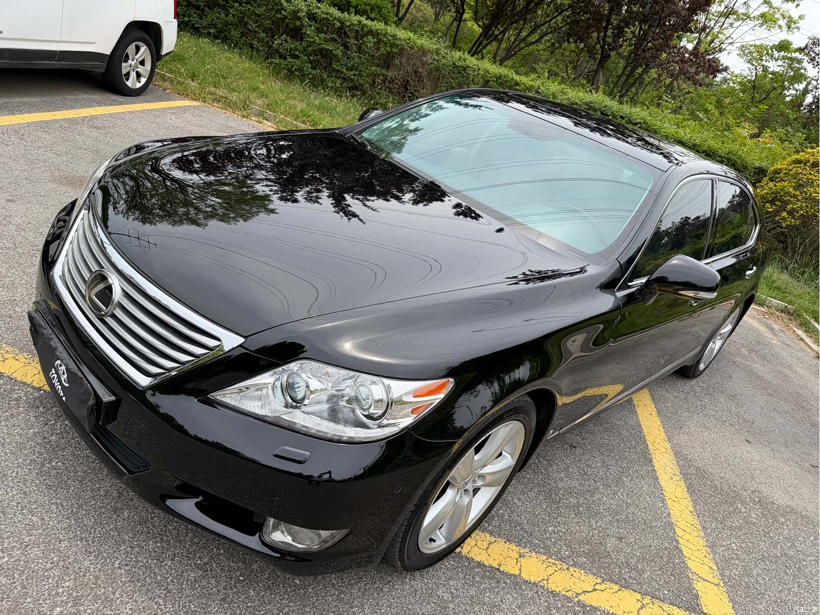 Lexus LS, 2010 1