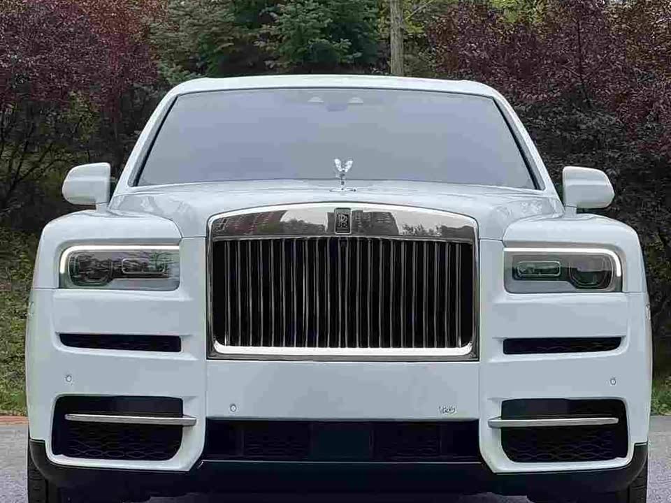 Rolls-Royce Cullinan Rolls-Royce Cullinan