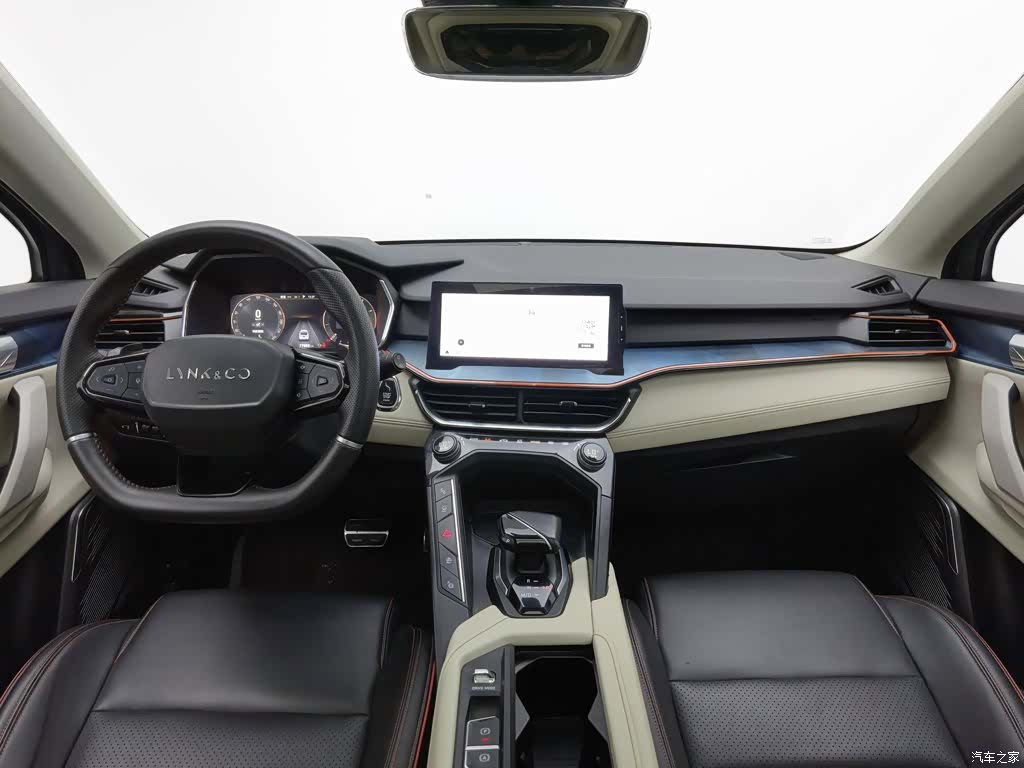 Lynk & Co 02, 2021 все фото