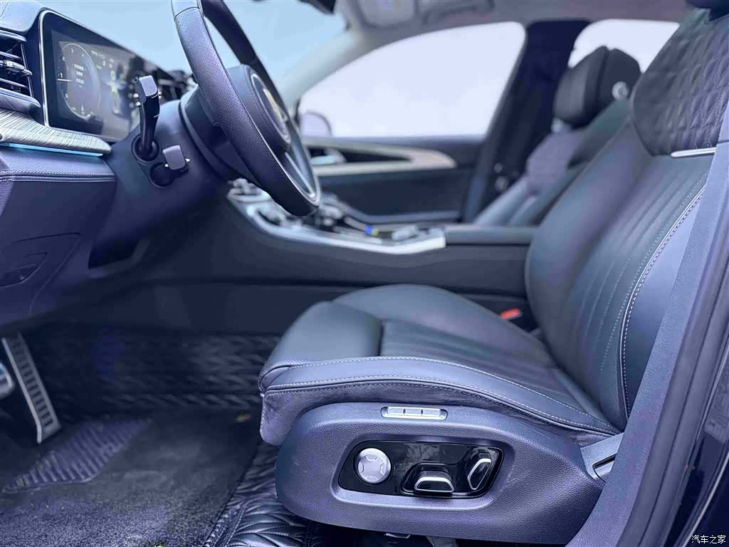 Hongqi H9, 2023 все фото