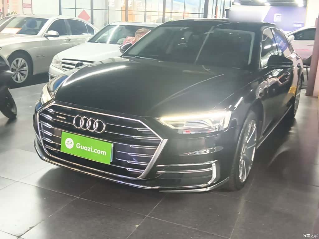 Audi A8L, 2022 1