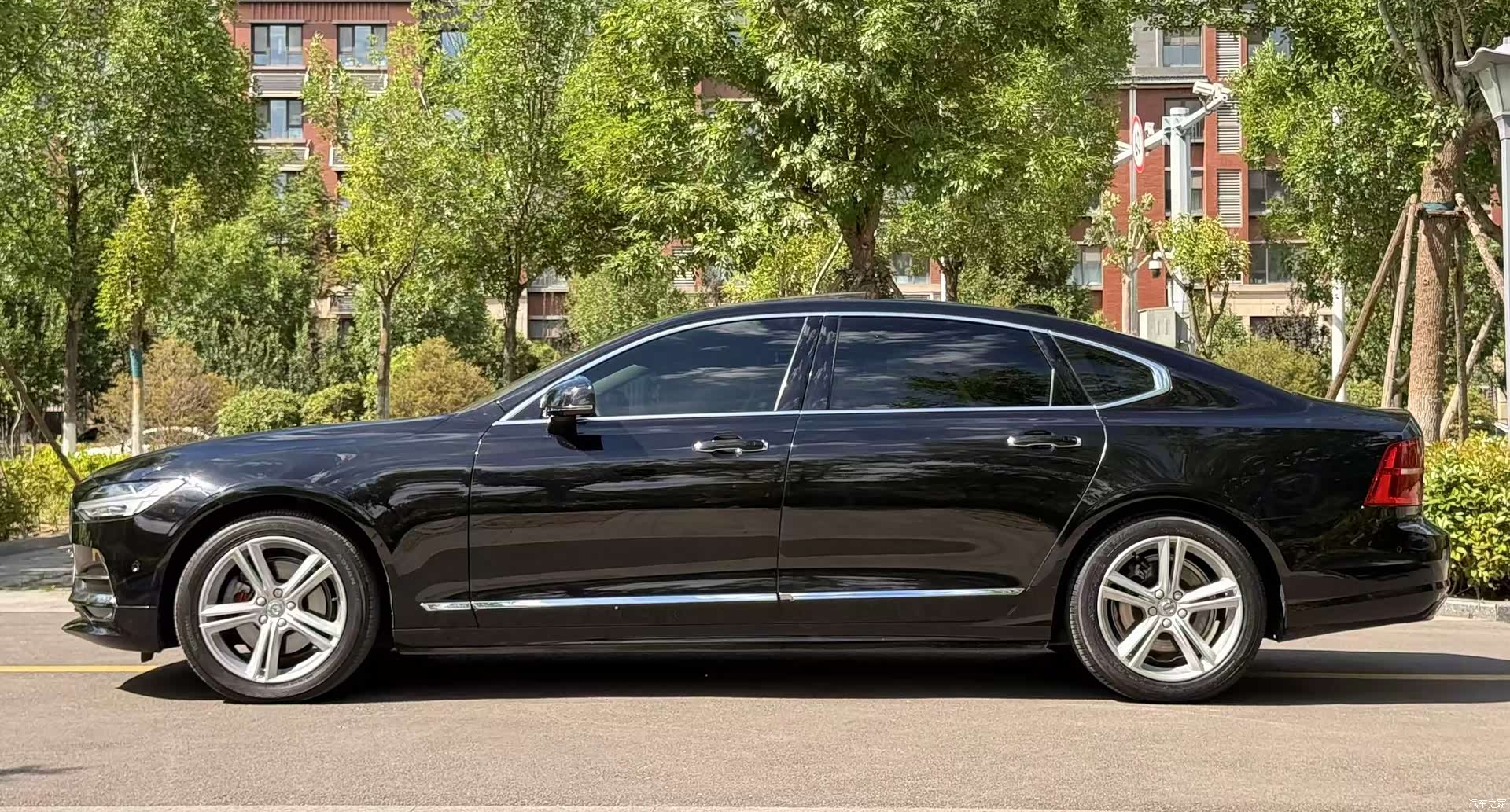 Volvo S90, 2019 9