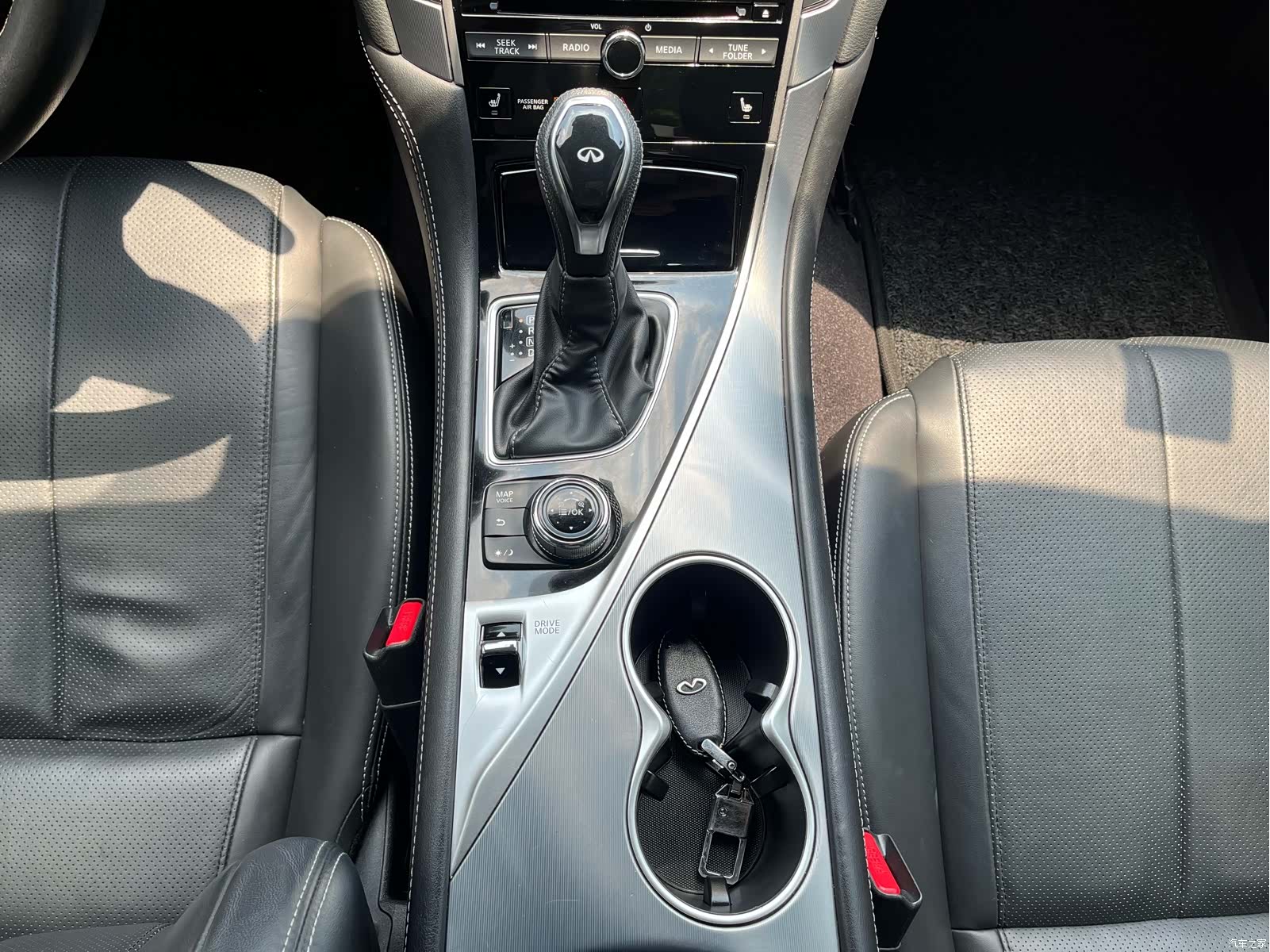 Infiniti Q60, 2019 23
