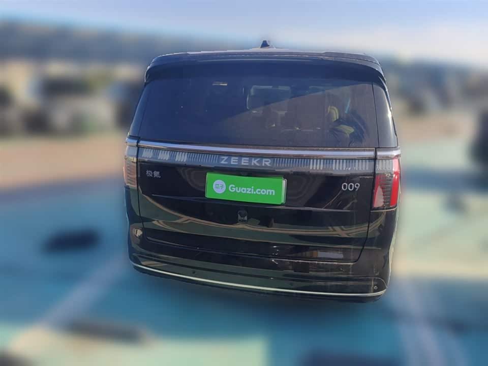 Zeekr 009