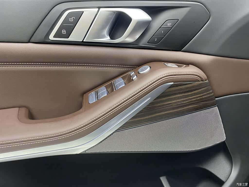 BMW X5, 2025 18