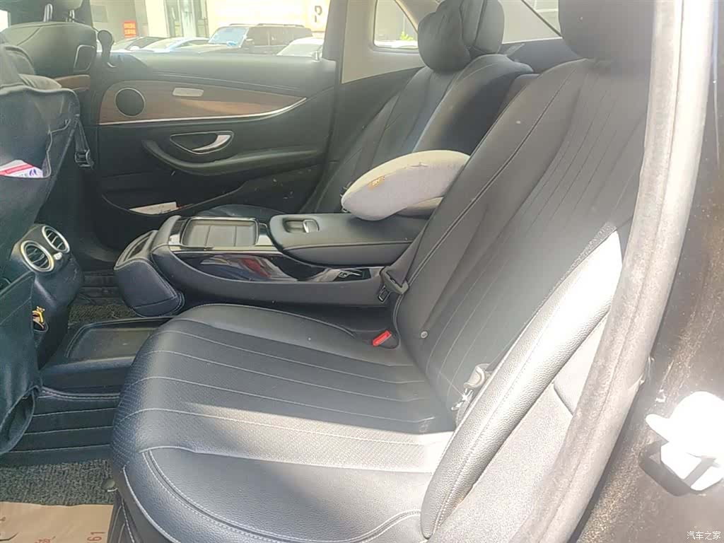 Mercedes-Benz E-Class, 2017 24