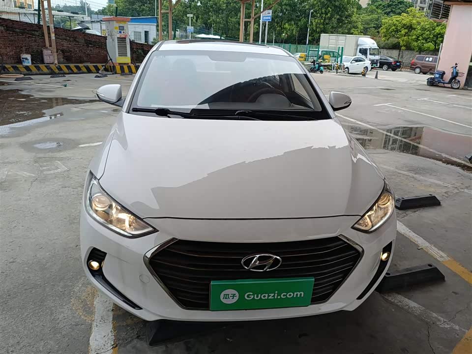 Hyundai Lead Hyundai Lead