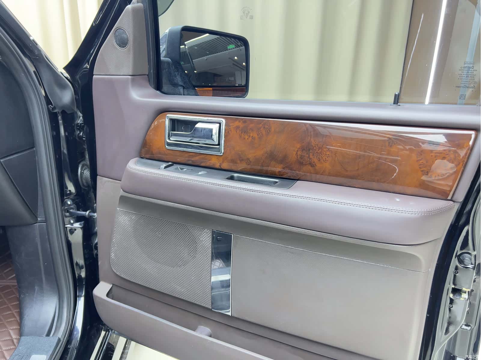 Lincoln Navigator, 2016 18