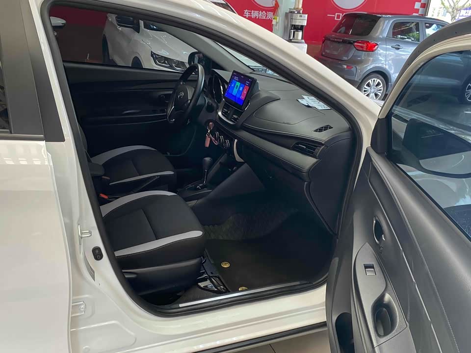 Toyota YARiS L Zhixuan