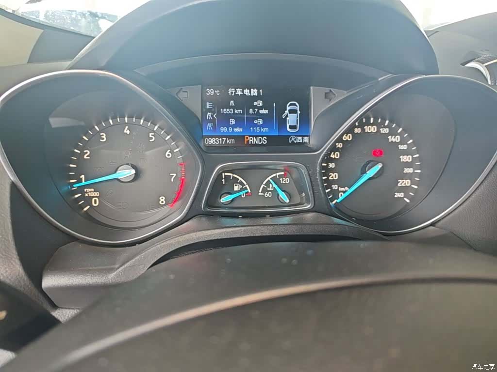 Ford Kuga, 2017 12