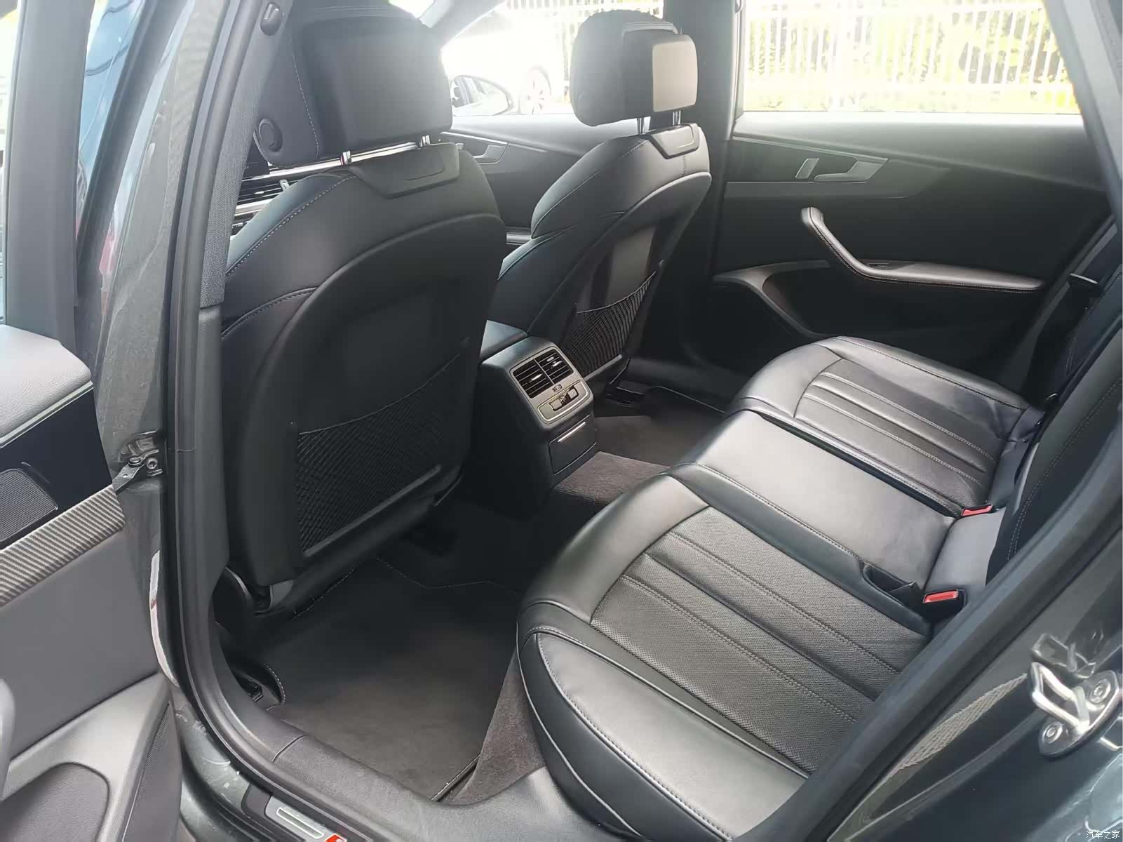 Audi A4L, 2024 7