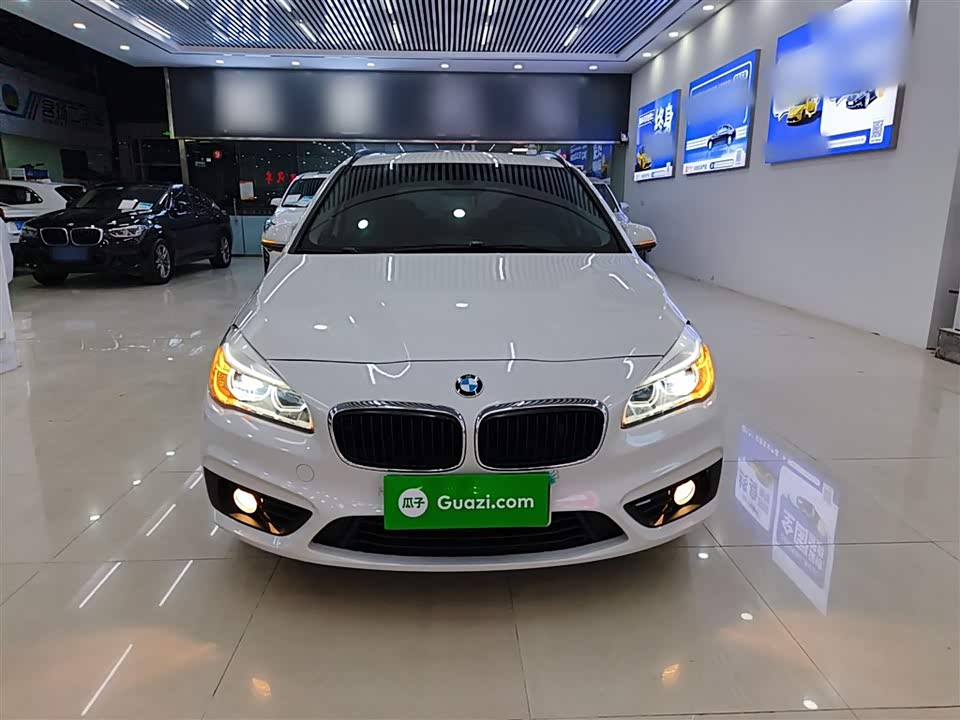 BMW 2 series station wagon