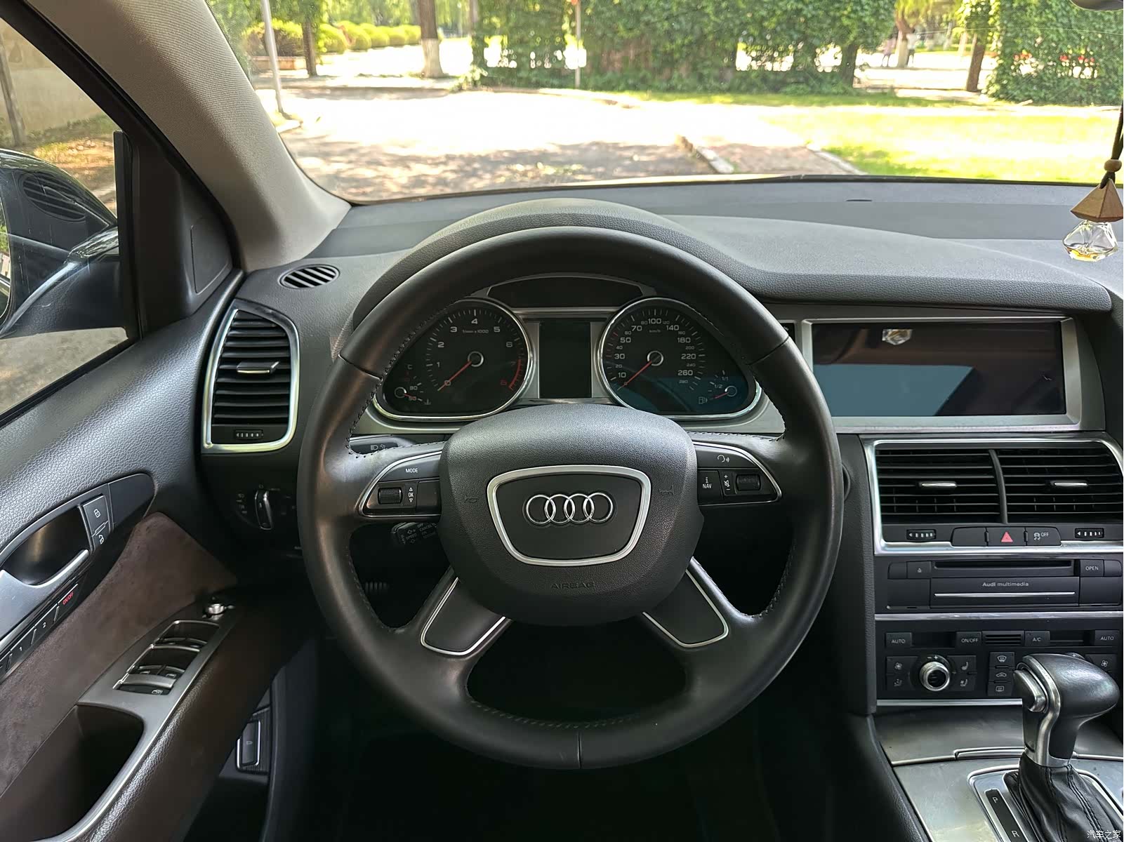 Audi Q7, 2013 37