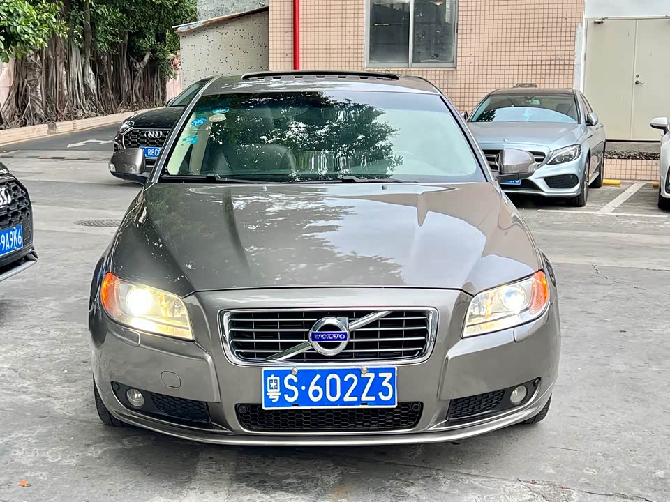 Volvo S80L