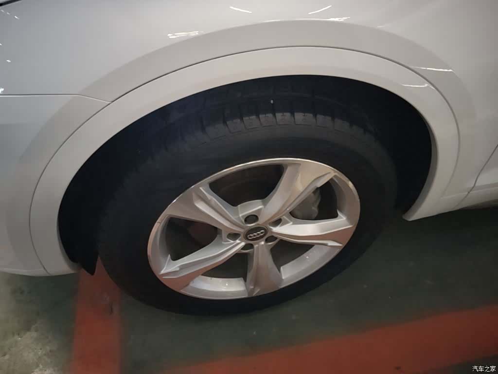Audi Q5L, 2019 23