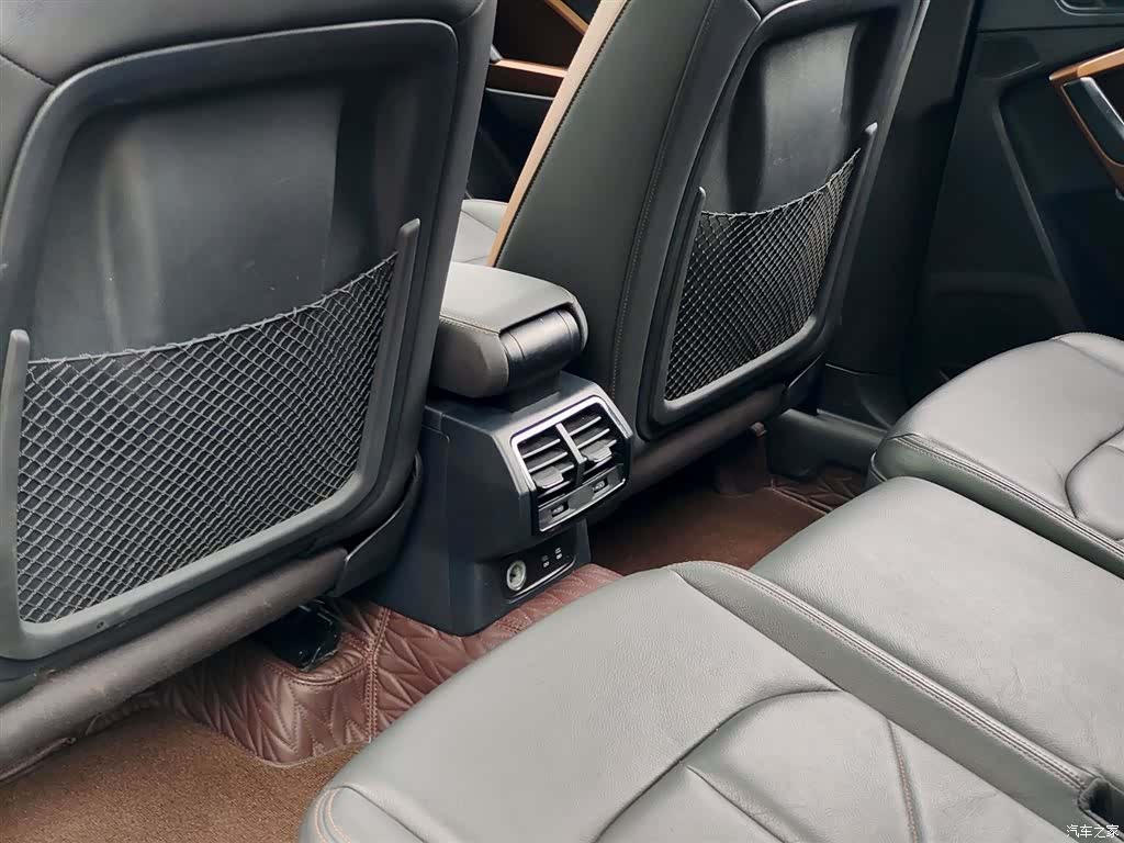 Audi Q3, 2021 9