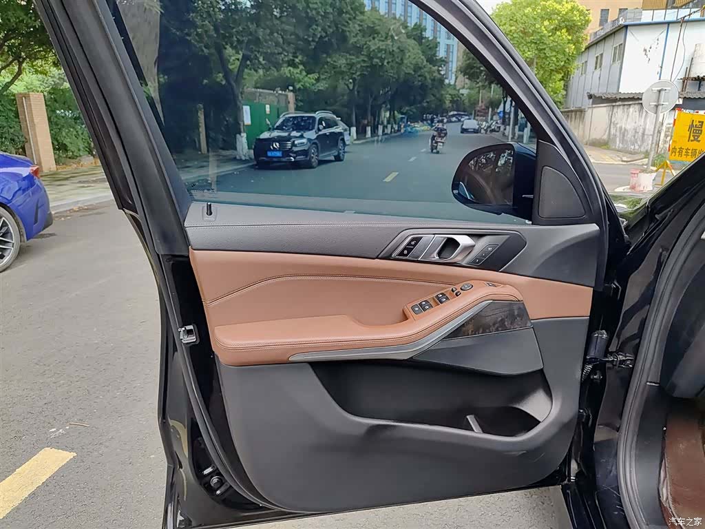 BMW X5, 2021 6
