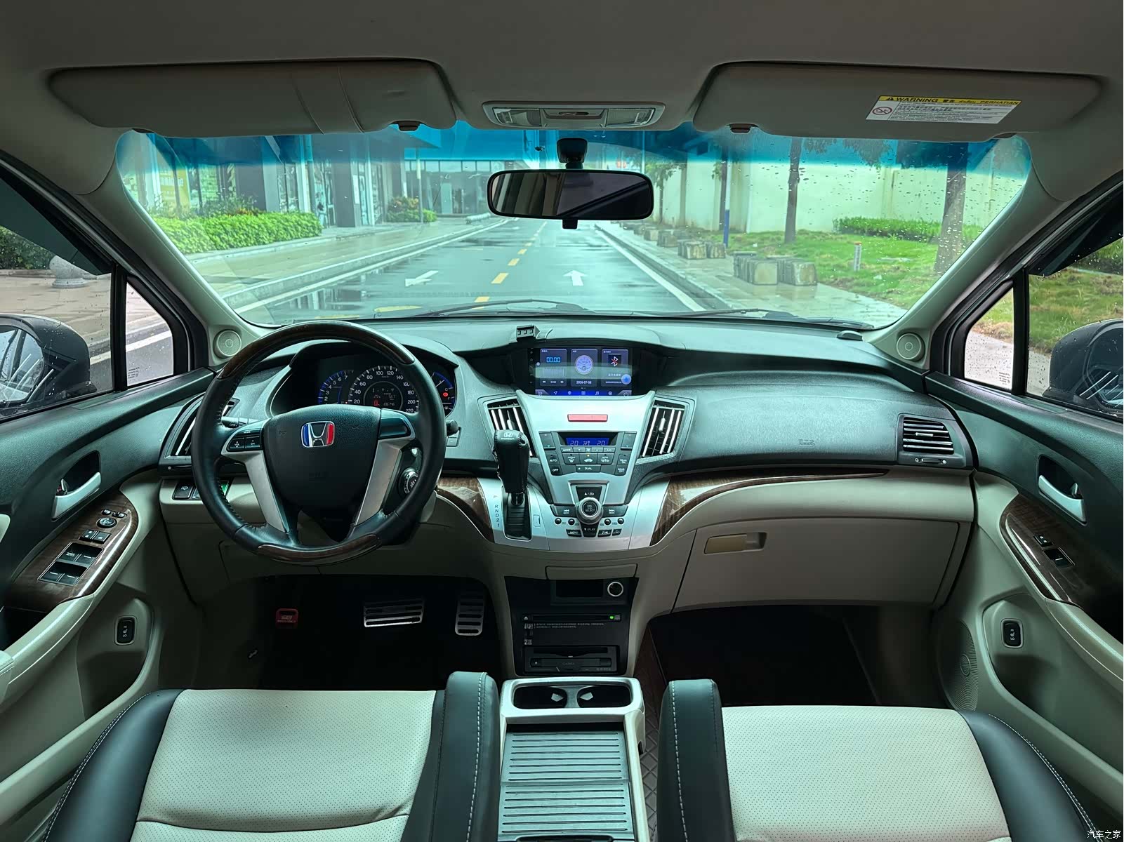 Honda Odyssey, 2015 12