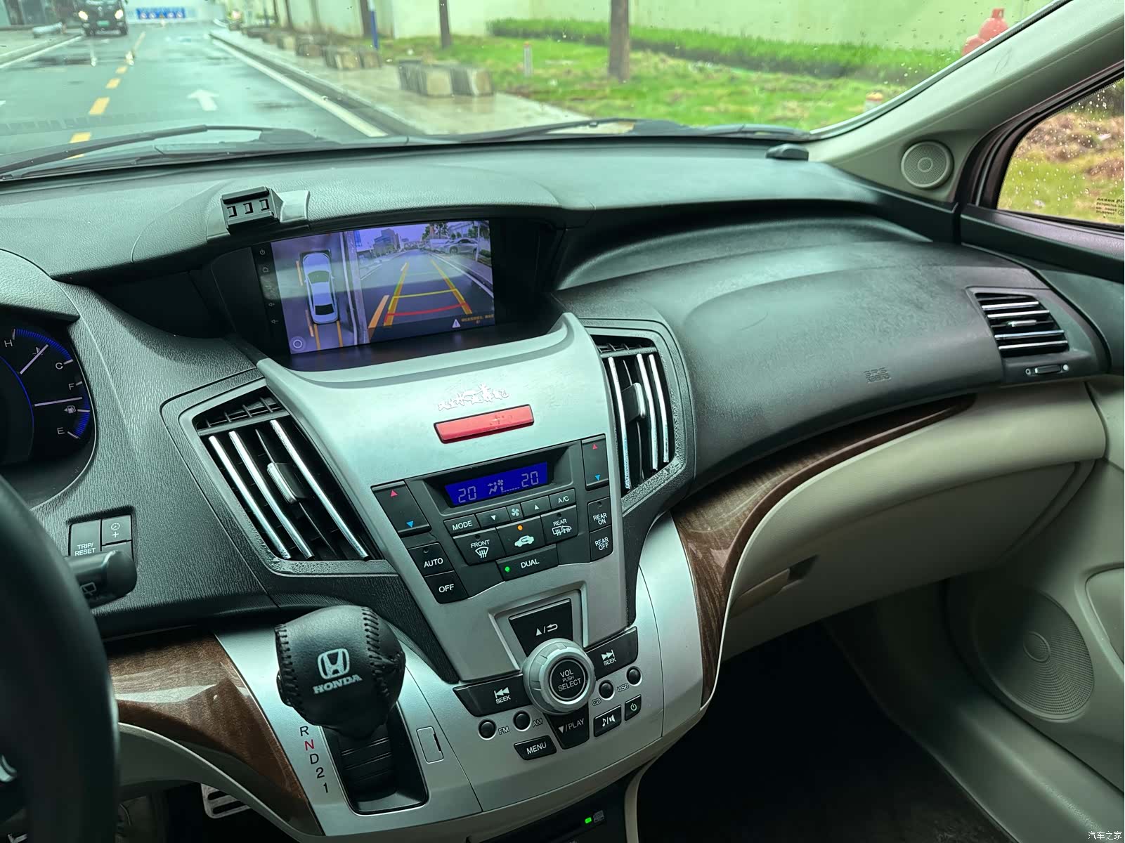 Honda Odyssey, 2015 14