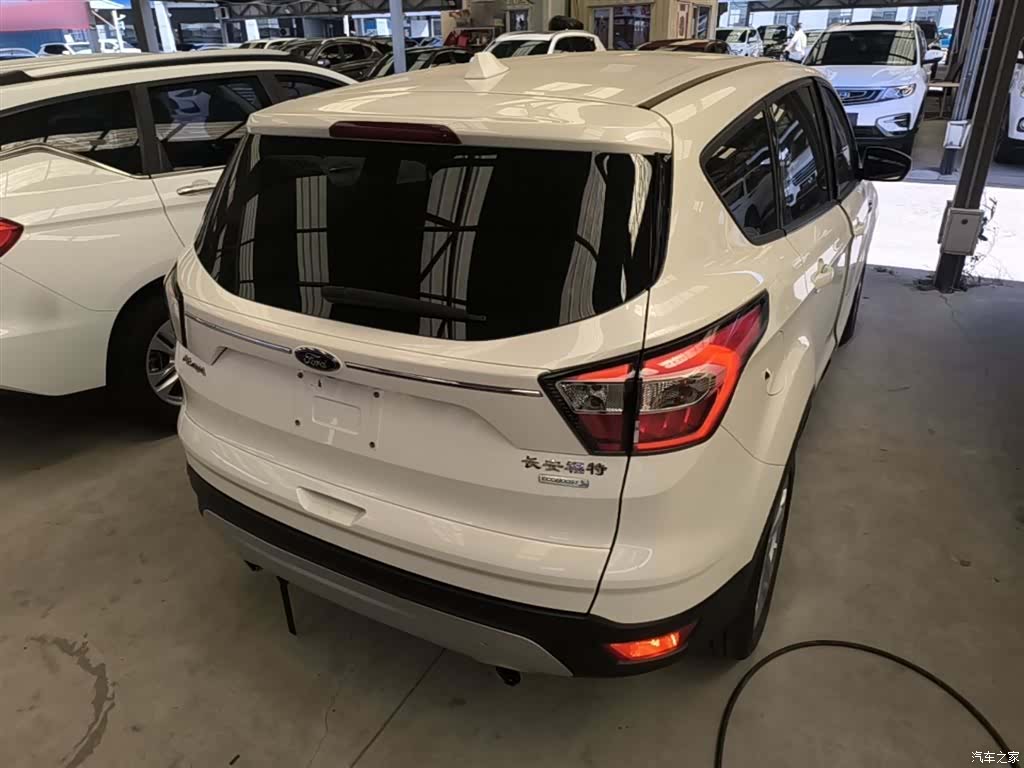 Ford Kuga, 2017 7