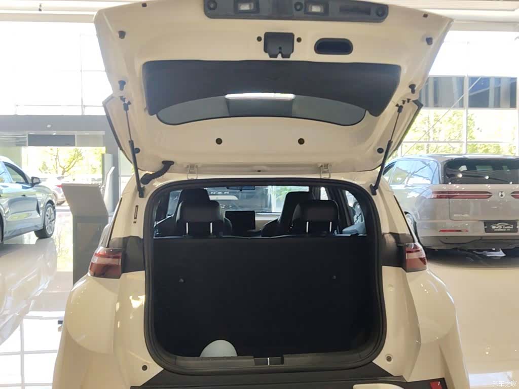 BYD Seagull, 2025 19