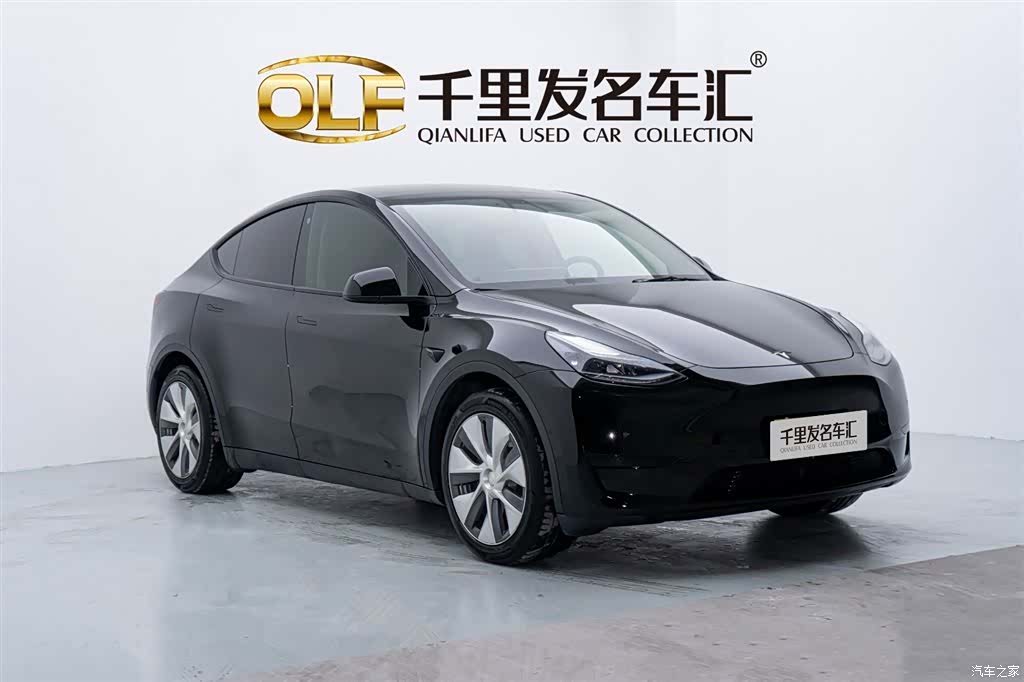 Tesla Model Y, 2022 3