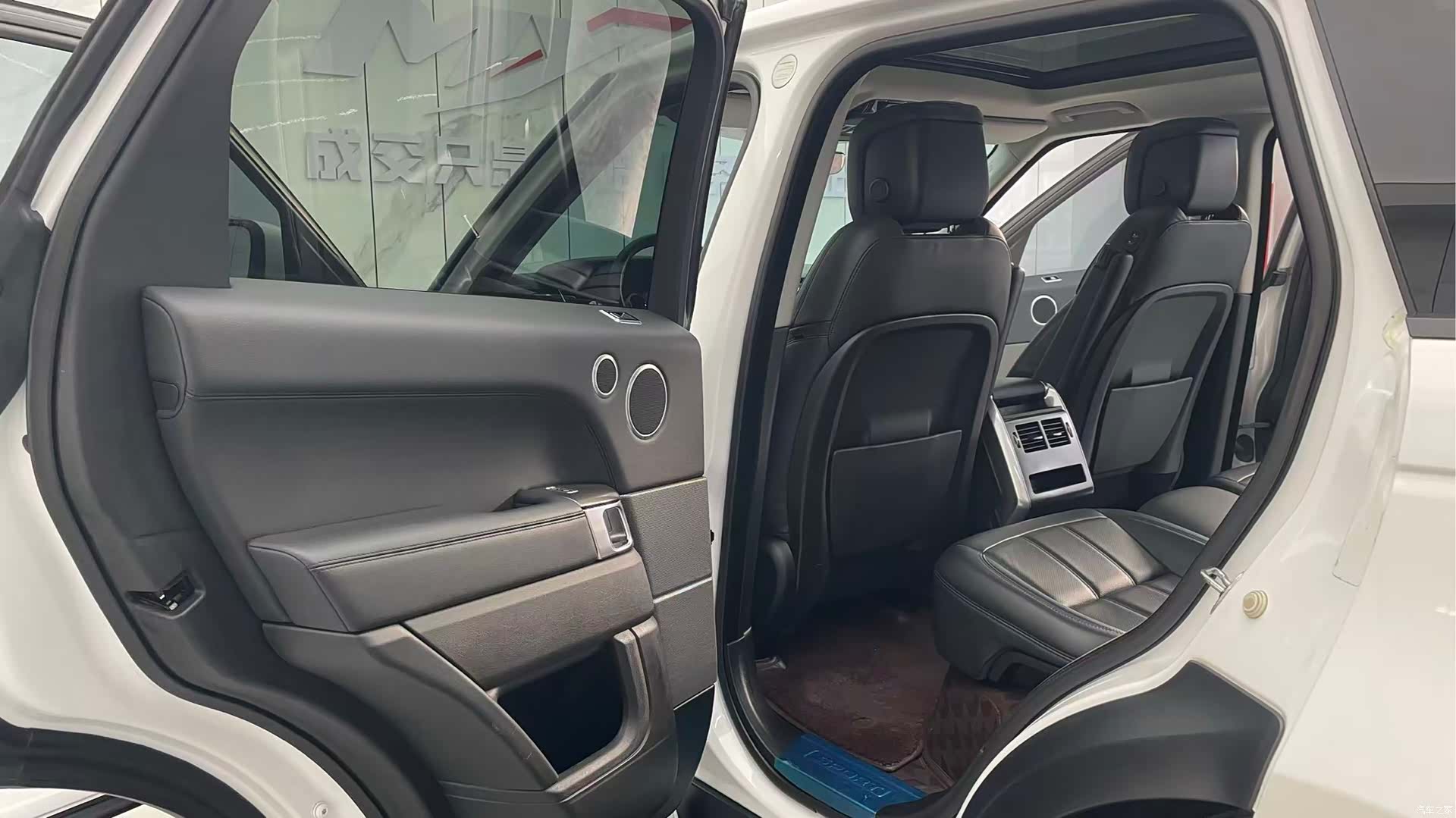 Land Rover Range Rover, 2019 11