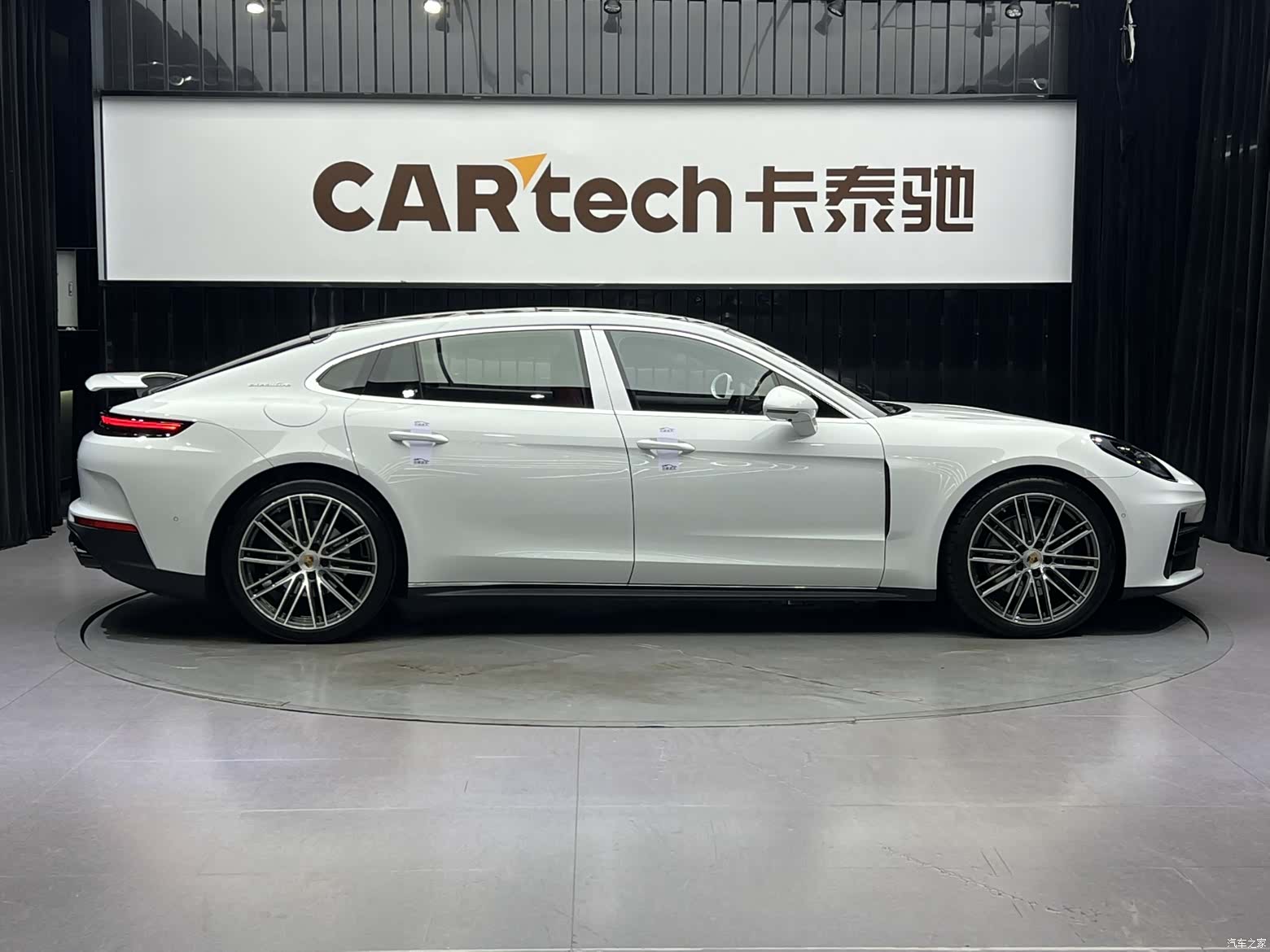 Porsche Panamera, 2024 12