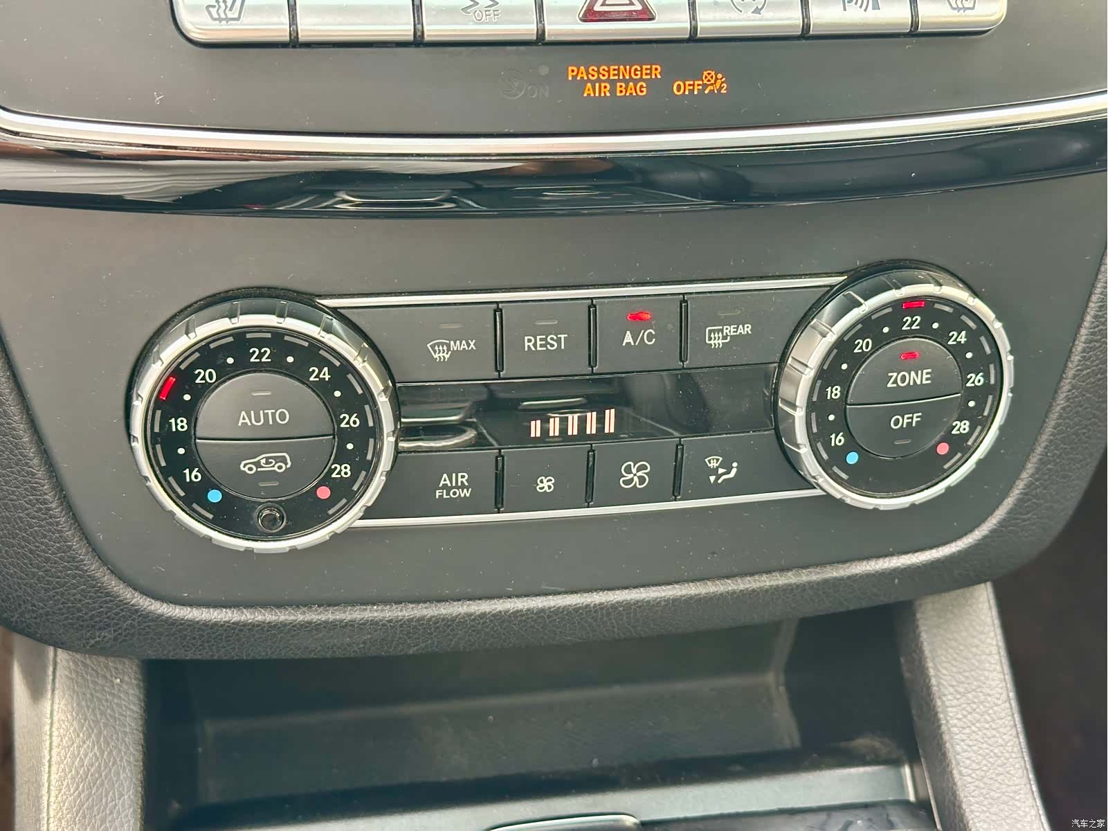 Mercedes-Benz GLE, 2017 34