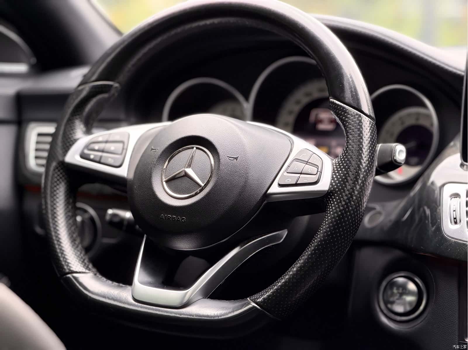 Mercedes-Benz CLS, 2017 11