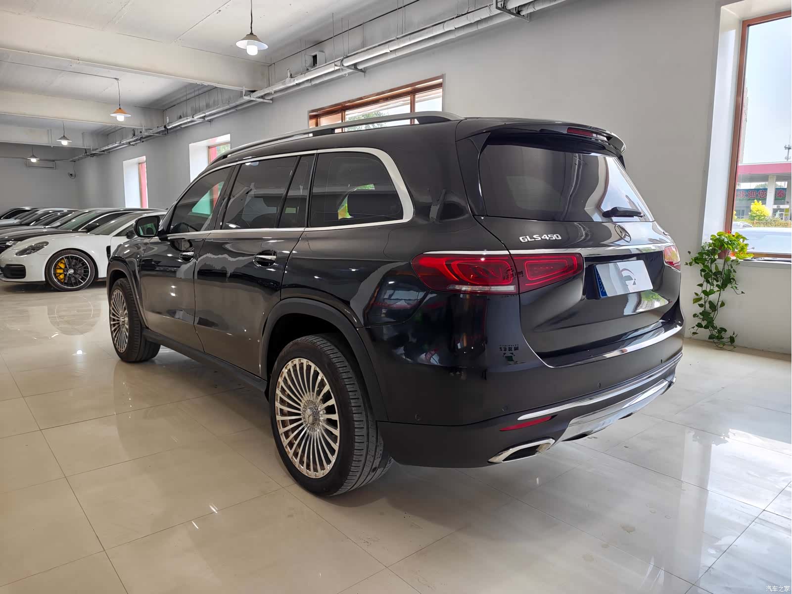 Mercedes-Benz GLS, 2023 4