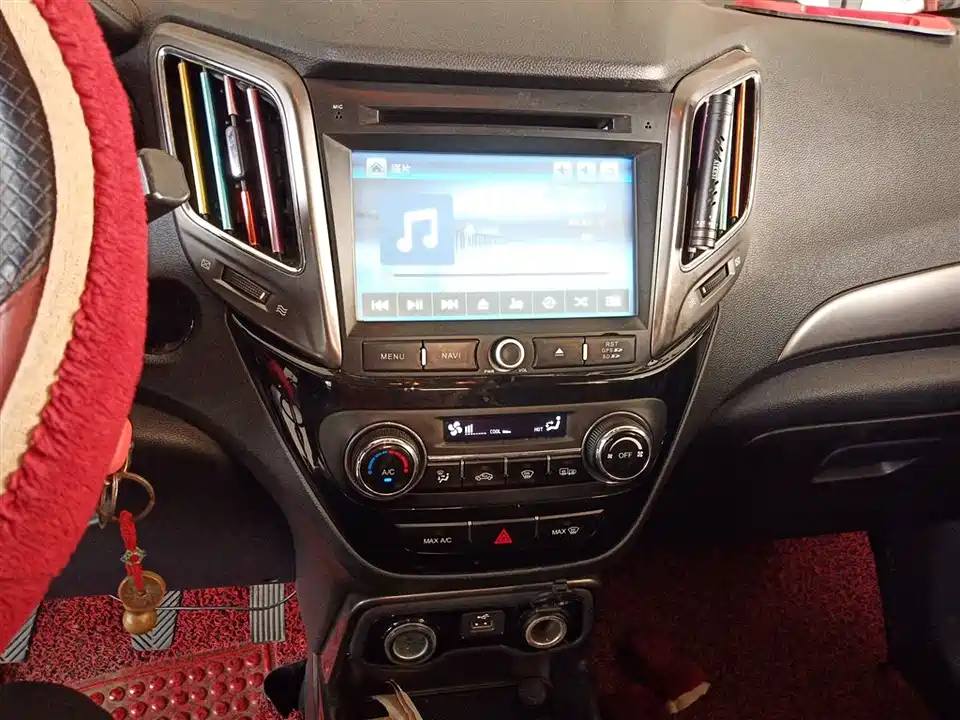 Changan CS15
