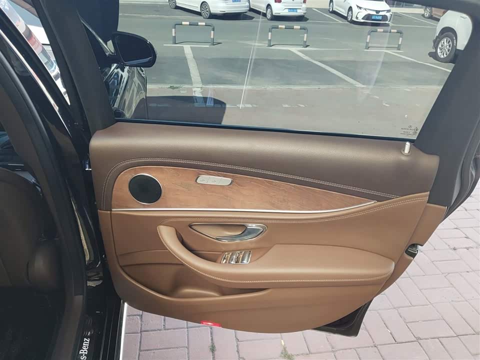 Mercedes-Benz E-class Mercedes-Benz E-class