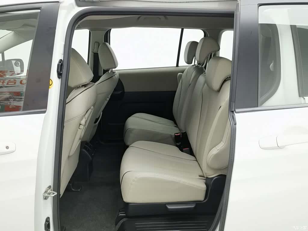 Mazda 5, 2013 15